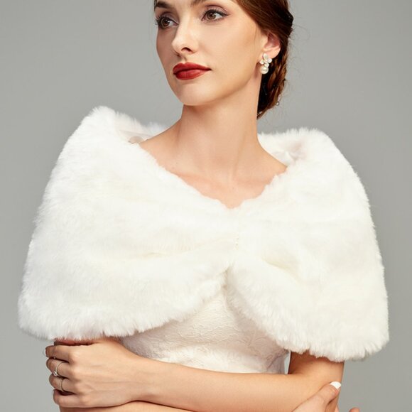 Bridal Faux Fur Wrap Wedding Fur Stole with pearls